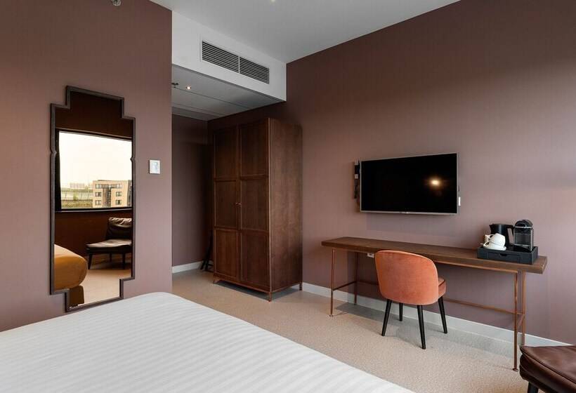 Pokój Standard z Widokiem, Corendon Amsterdam Schiphol Airport, a Tribute Portfolio Hotel
