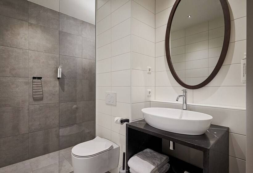 Pokój Standard, Corendon Amsterdam Schiphol Airport, a Tribute Portfolio Hotel