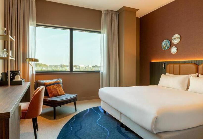 Pokój Standard Łóżko King Size, Corendon Amsterdam Schiphol Airport, a Tribute Portfolio Hotel