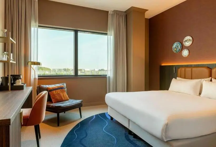 Standard Room King Size Bed
