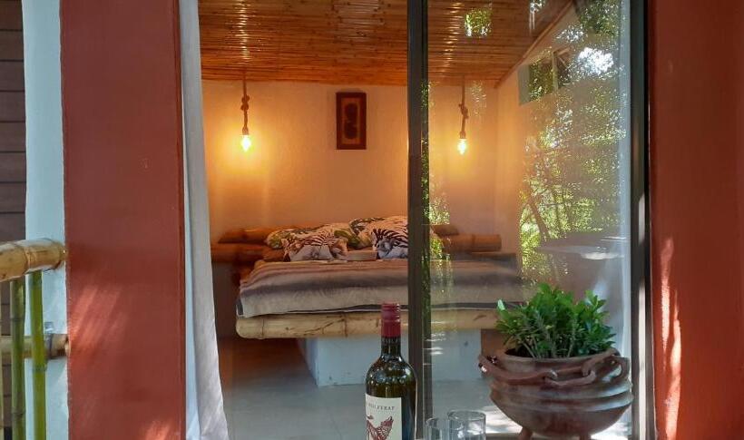 Люкс с Балконом, Hazyview Adventure Backpackers