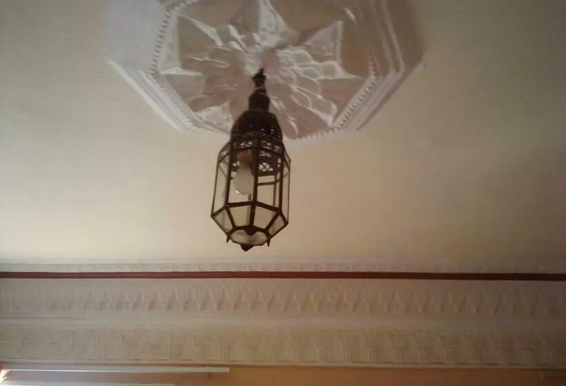 Perhehuone Jaettu Kylpyhuone, Chambres D Hôtes Les Amis