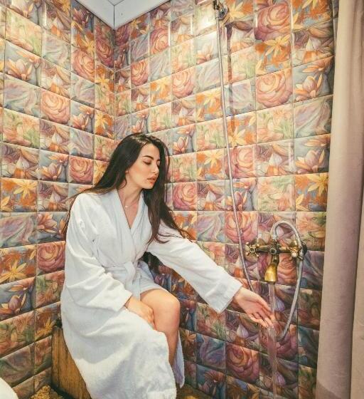 디럭스 스위트 강변 전망, Dar Elrio