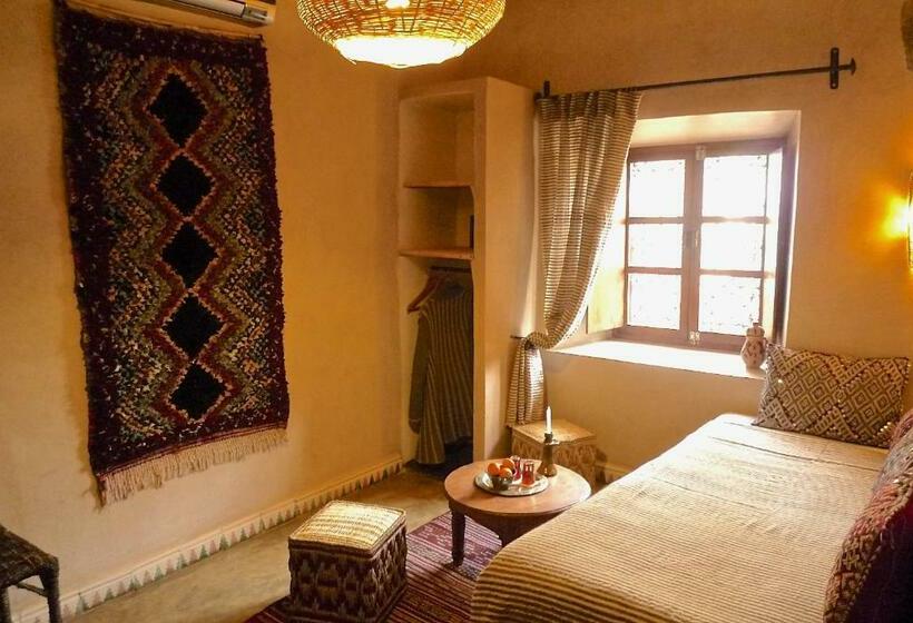 اتاق سوپریور سه تخته, Les Jardins De Skoura