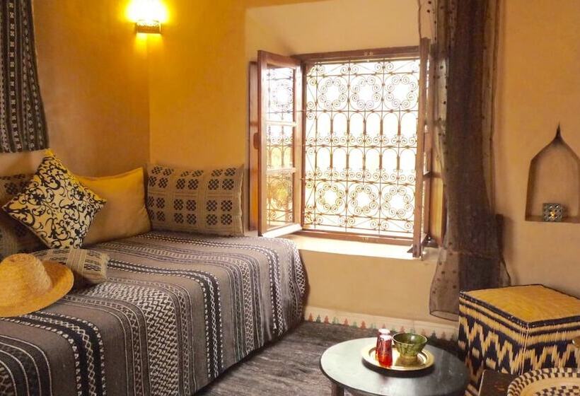 اتاق سوپریور سه تخته, Les Jardins De Skoura