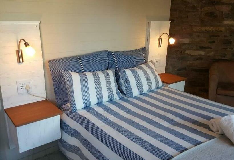 חדר סטנדרט, The Terrace