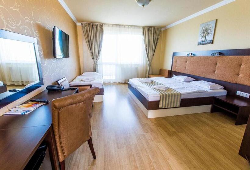 豪华三人间, Sun