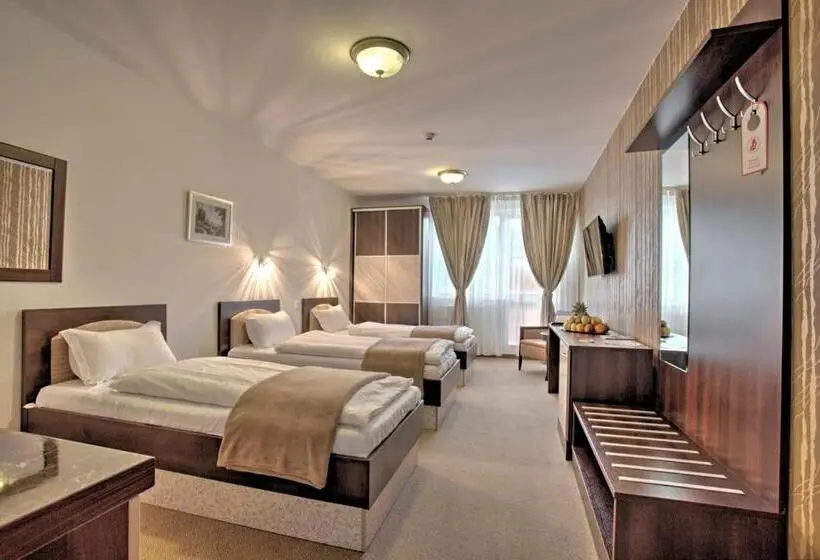 Deluxe Kolmen Hengen Huone, Sun