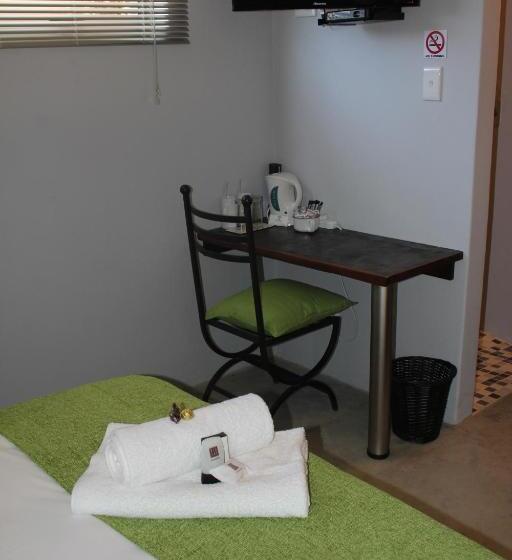 Chambre Standard, Olive Tree B&b