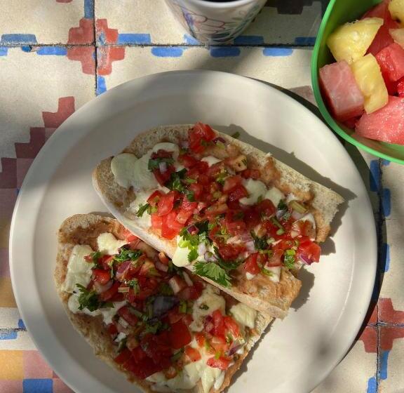 חדר סטנדרט לארבעה, Hostel Candelaria