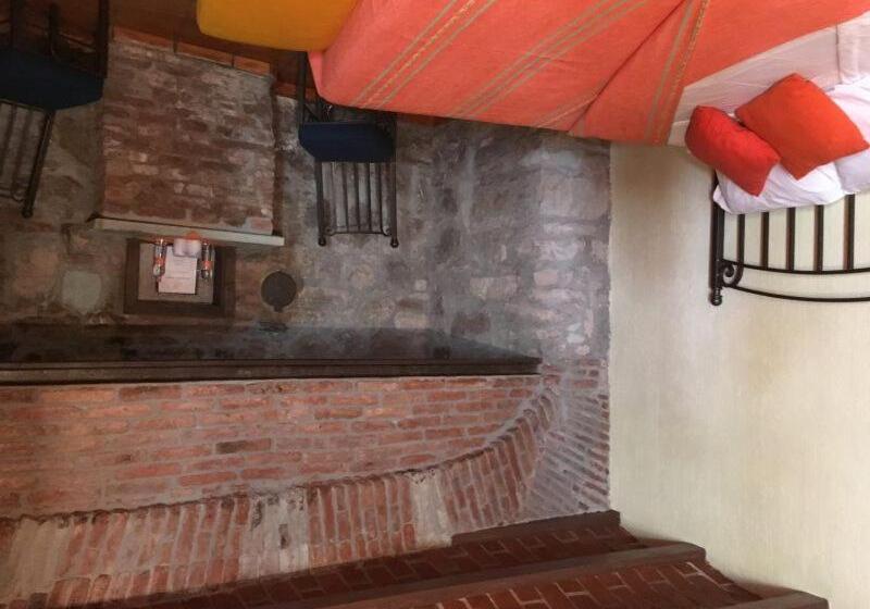 اتاق استاندارد, Antiguo Vapor Categoría Especial