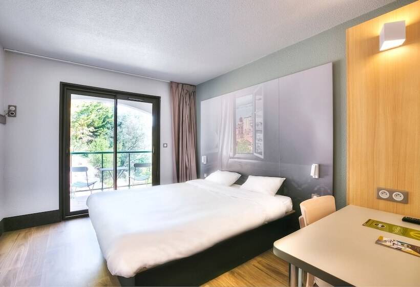 Номер Комфорт, B&b Hotel Villeneuve Loubet Village