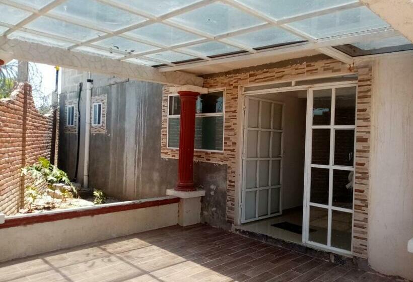 غرفة قياسية, Cipreses