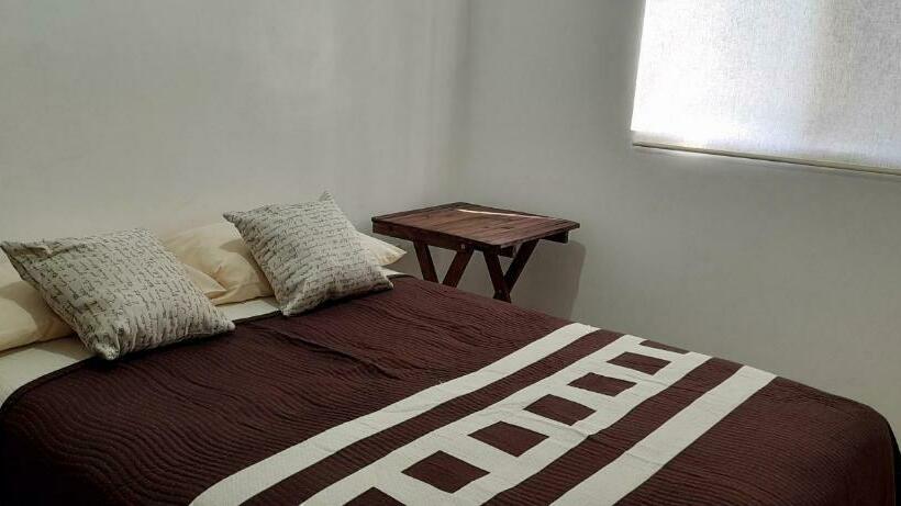 ファミリールーム, Hospedaje Parras