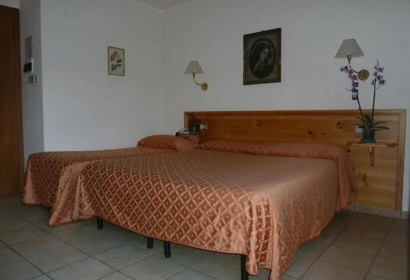 3-Bett-Standardzimmer, Le Verger