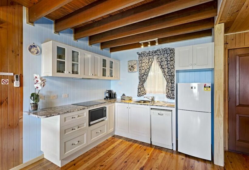 샬레, The Polish Place