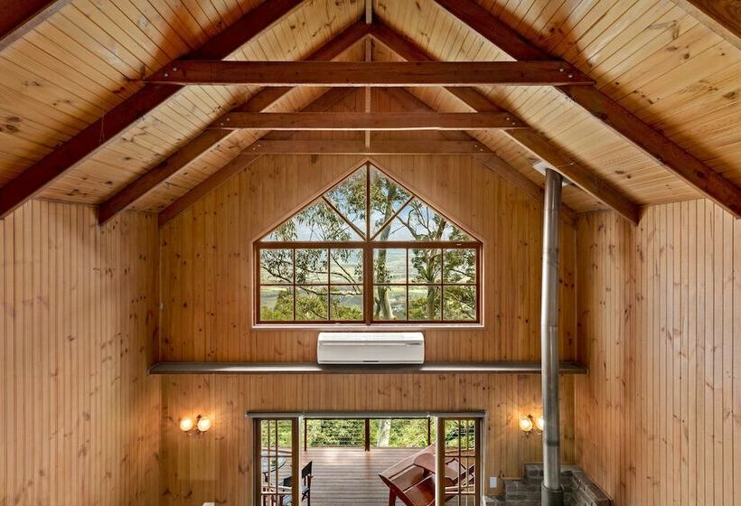 샬레, The Polish Place