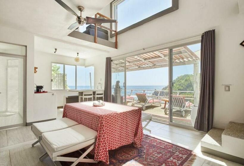 سوئیت پرزیدنت, Villa Aikia