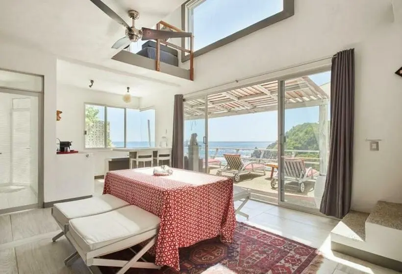 プレジデントスイートルーム, Villa Aikia