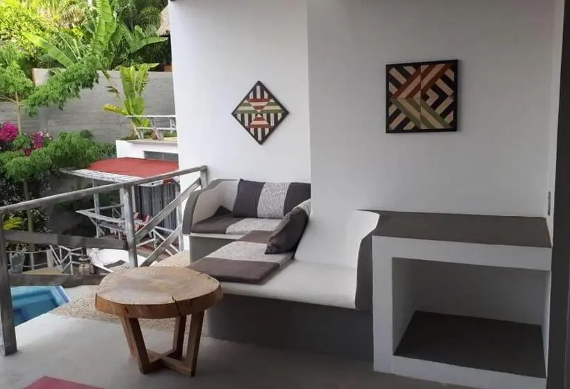 マスタールーム, Villa Aikia