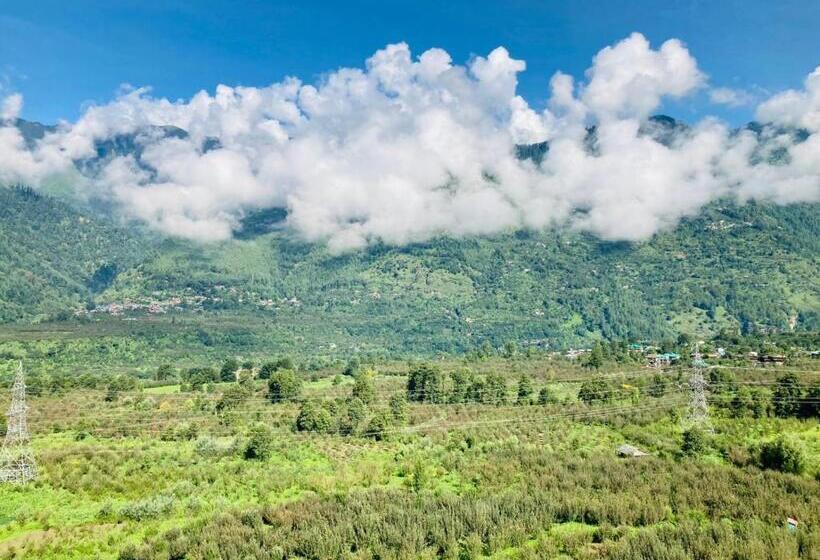 غرفة ديلوكس, Snow Crest Residency