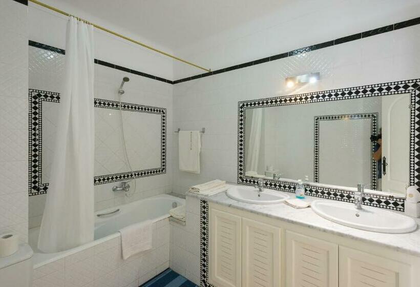 标准间, Villa Phoenicia