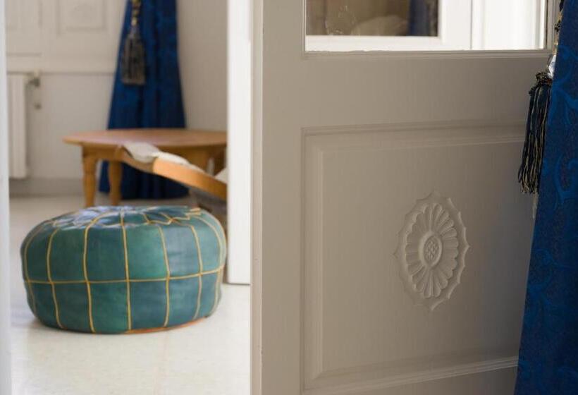 标准间, Villa Phoenicia