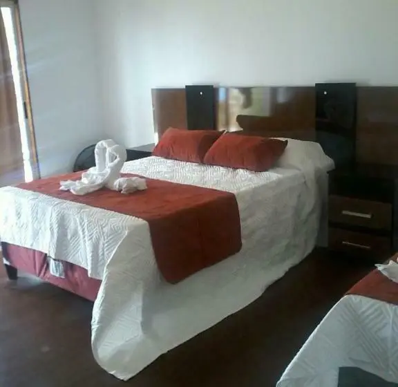 اتاق استاندارد سه نفره, Complejo Laderas Del Cerro