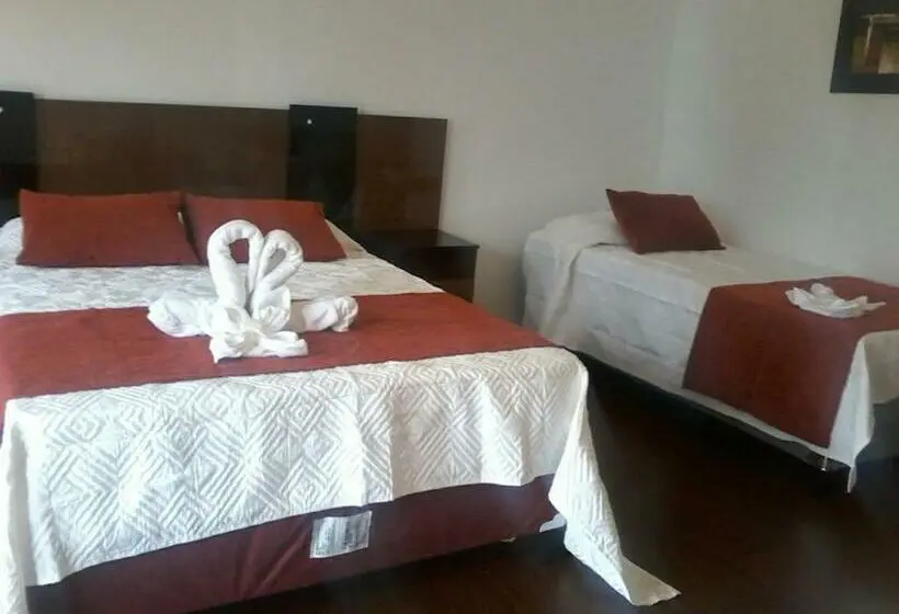 اتاق استاندارد سه نفره, Complejo Laderas Del Cerro