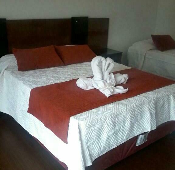 اتاق استاندارد سه نفره, Complejo Laderas Del Cerro