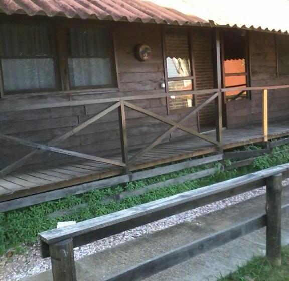 بانگلوی استاندارد, Complejo Laderas Del Cerro