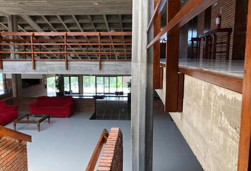 اتاق کلاسیک چهارنفره, Complejo Laderas Del Cerro