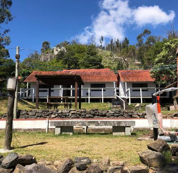 بانگلوی استاندارد, Complejo Laderas Del Cerro