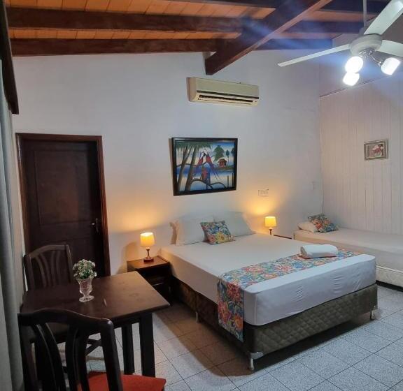 اتاق لوکس, Hassler