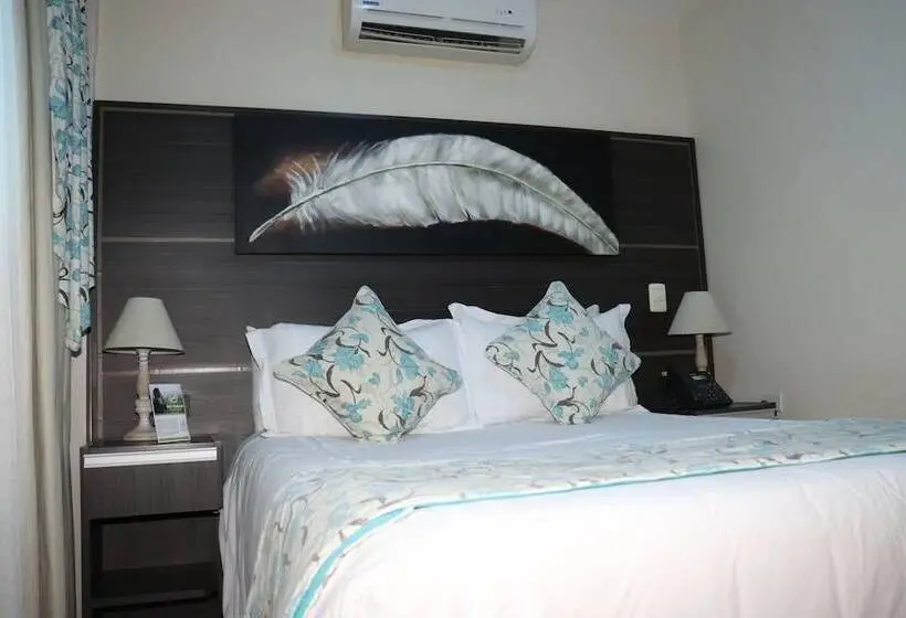 اتاق استاندارد یک نفره, Luxsur
