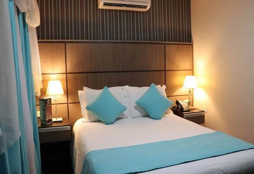اتاق استاندارد یک نفره, Luxsur