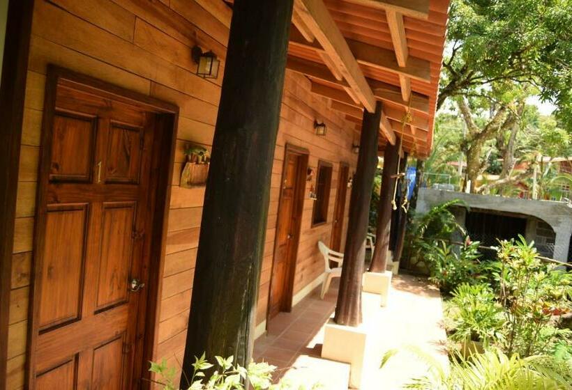 스탠다드 발코니 룸 바다 전망, Y Restaurante Mama Ines