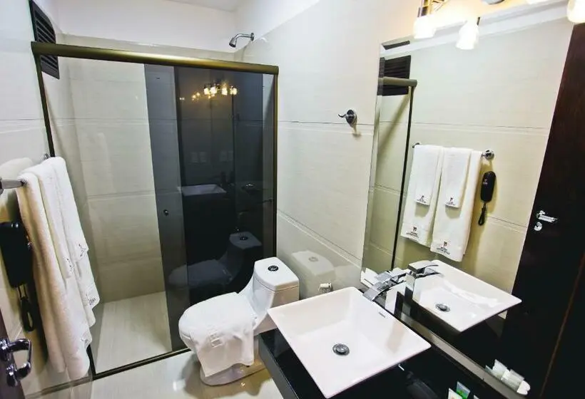 اتاق لوکس, Megal Suites