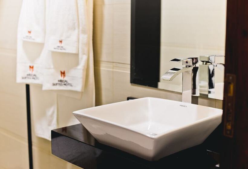 اتاق لوکس سه تخته, Megal Suites