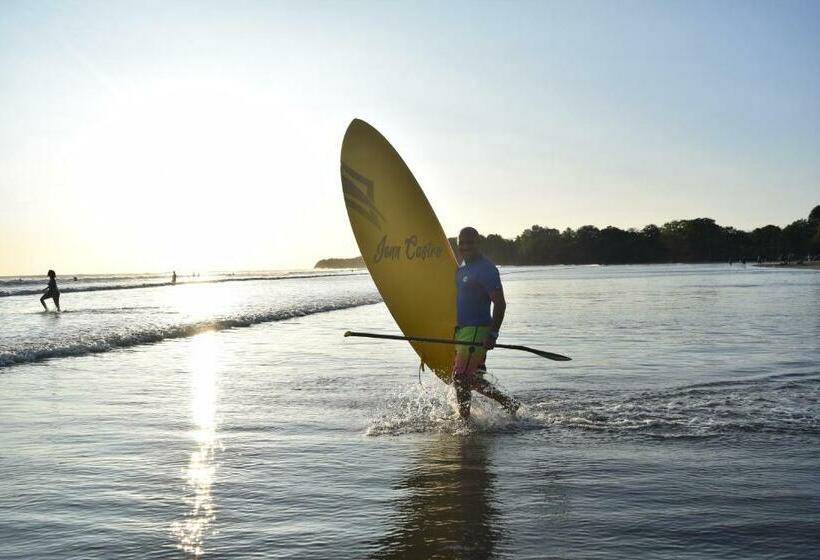 带2个卧室的套房, Oasis & Surf Camp