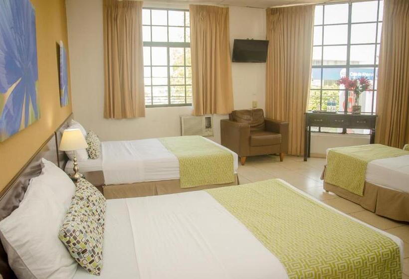 4인용 스탠다드 룸, Residencial Cervantes