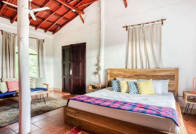 Номер Deluxe, Socialtel Maderas