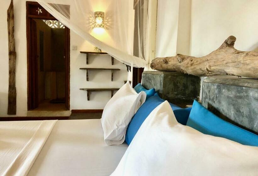 בונגלו משפחתי, Zanzistar Lodge