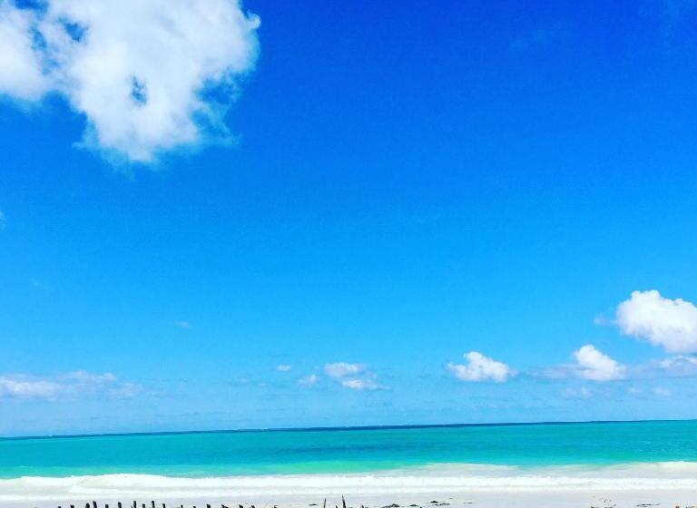 חדר סטנדרט לשלושה, Zanzistar Lodge