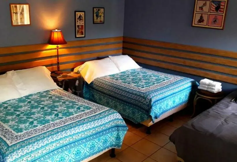 اتاق خانوادگی, La Posada De Juan B&b