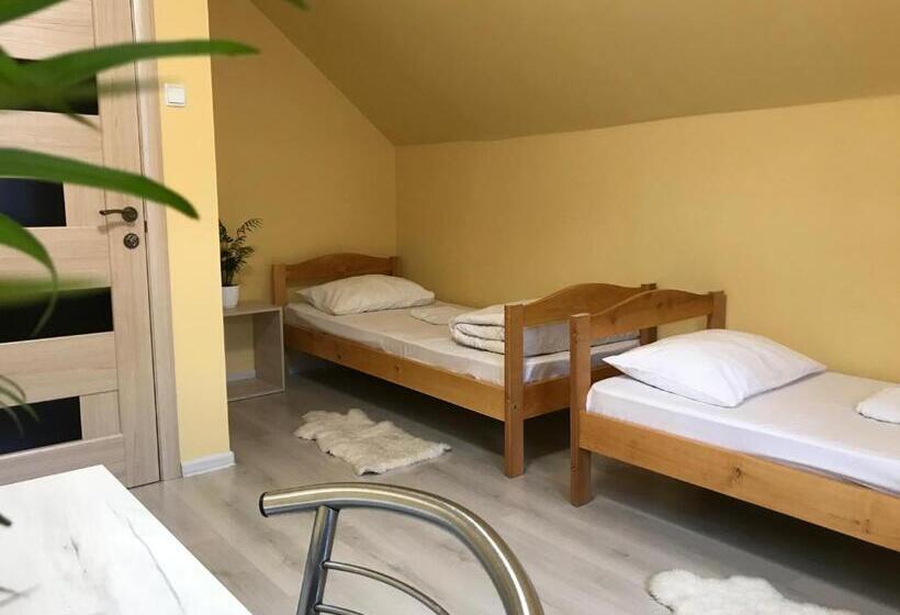 اتاق استاندارد, Pelican Guest House & Hostel