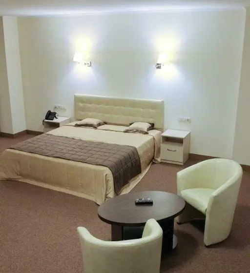 Standard-huone, Asteri