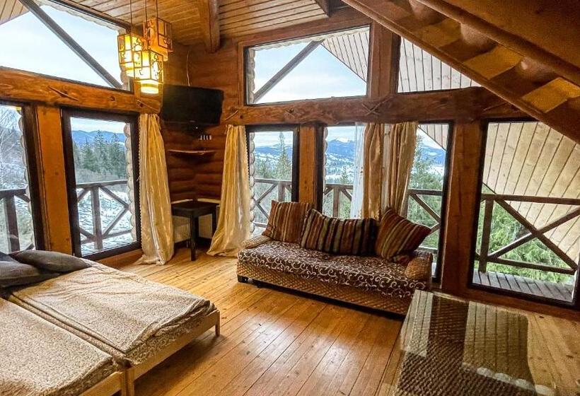 سوییت دوبلکس, Casa Del Pozitiff