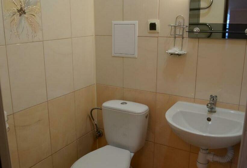 小型套房, Europa