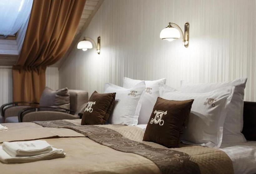 חדר אקונומי, Gasthaus & Spa